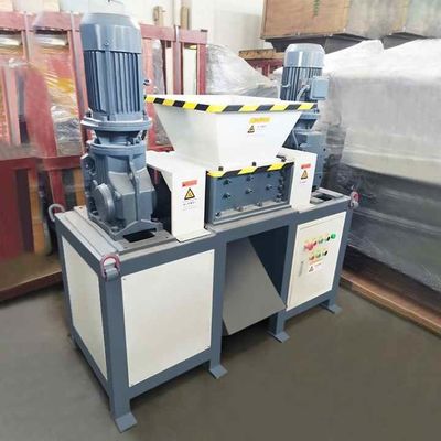 Wysokiej pojemności granulator do rozdrabniania złomu metalu do płytek głównych PCB