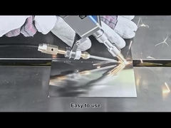 Maszyna do spawania laserowego 220-240V o długości fali 0,915um i dokładności pozycji ± 0,02 mm